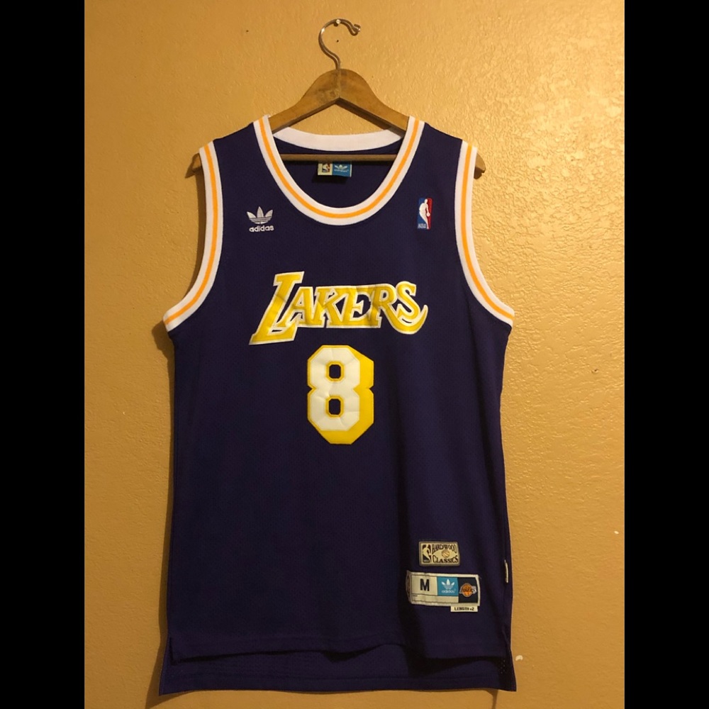 Kobe Bryant jersey